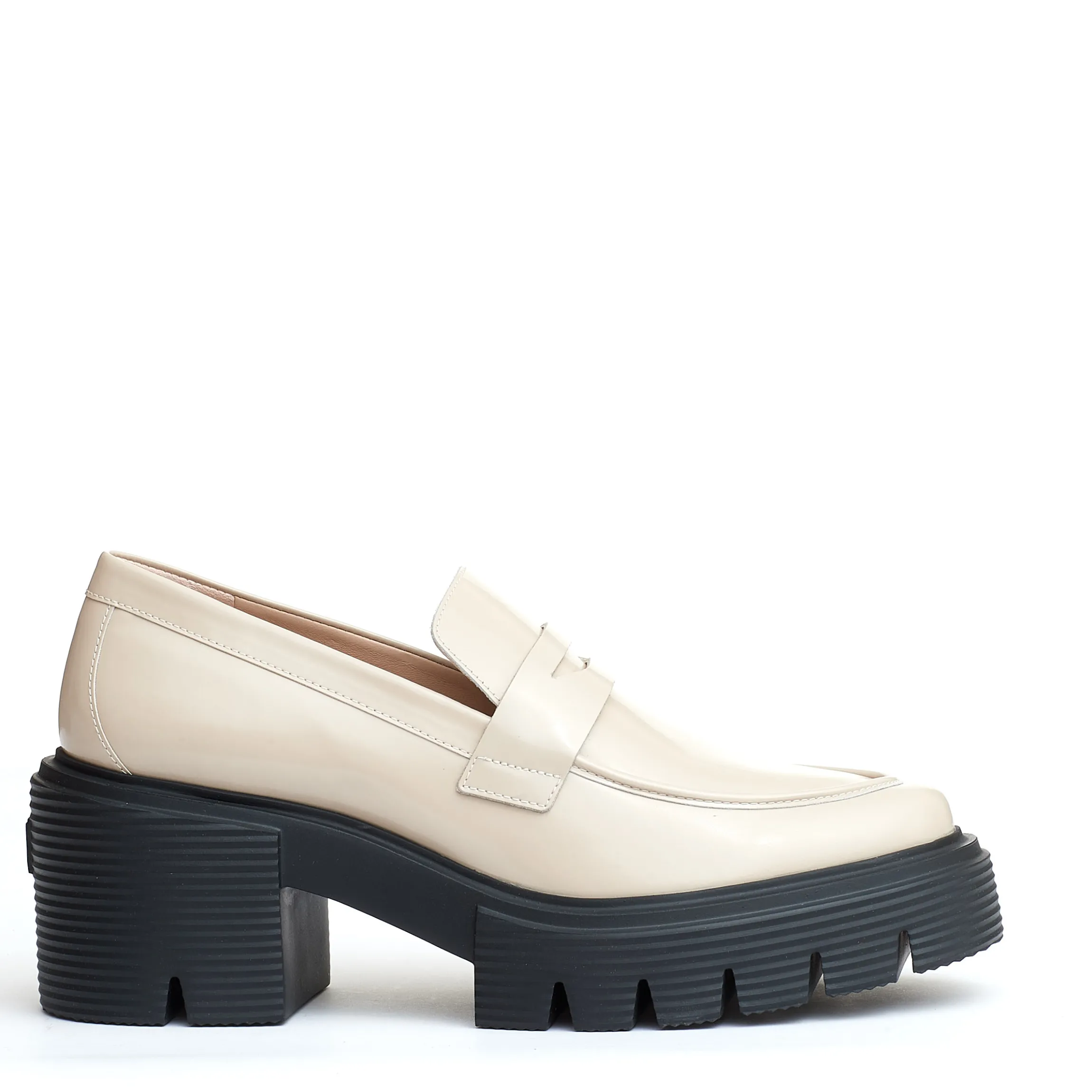 mocassino_pelle_beige_fon_0.webp mocassino pelle beige fondo in gomma