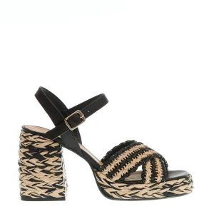 Sandali in raffia CASTANER: eleganza e comfort