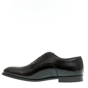 Scarpe eleganti Doucal's: stringate nere con suola in cuoio