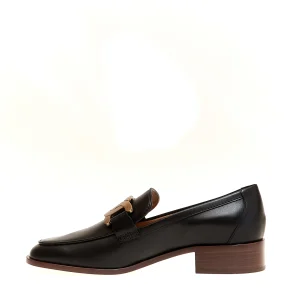 Scarpe eleganti: Mocassini Tod's con fibbia a catena