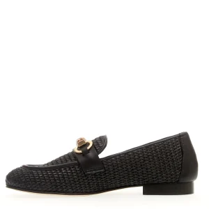 Scopri i nostri eleganti moccasin in raffia nera intrecciata